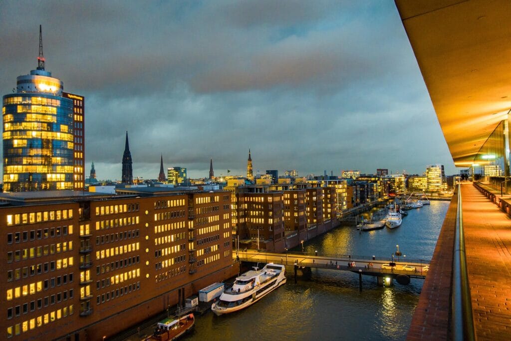 Visiting to Old District of Hamburg