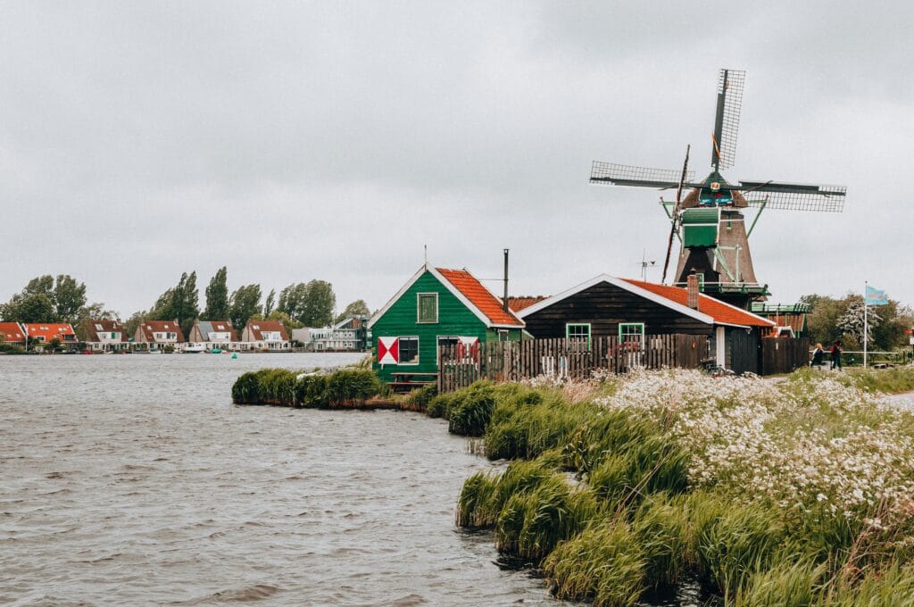 Visiting to Mill Network at Kinderdijk-Elshout