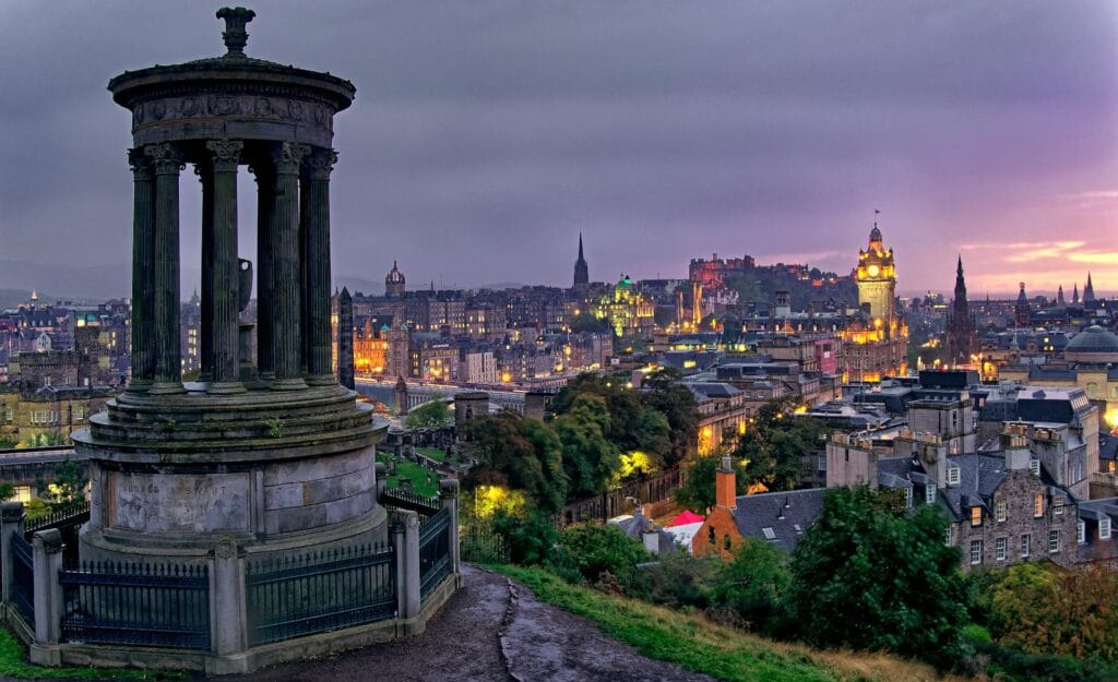 Visiting to Old and New Towns of Edinburgh, Scotland, United Kingdom